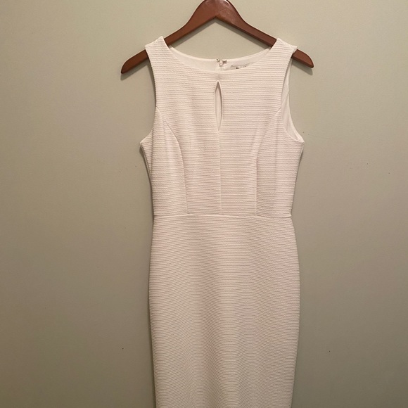 White House Black Market Dresses & Skirts - WHBM stretch white column dress